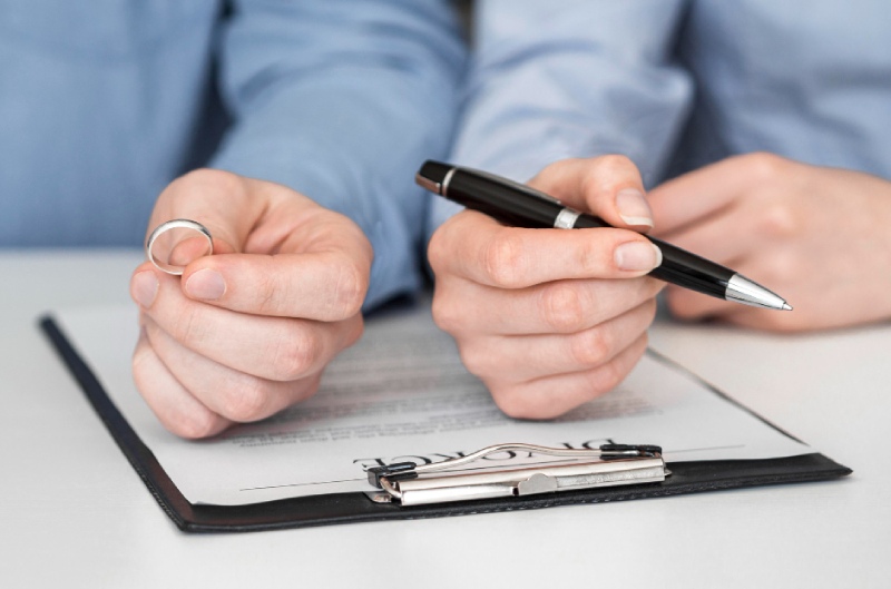 Collaborative-divorce-costs-versus-litigation-costs
