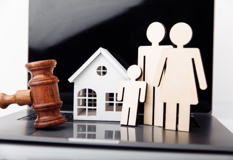 Multilingual-family-law-support